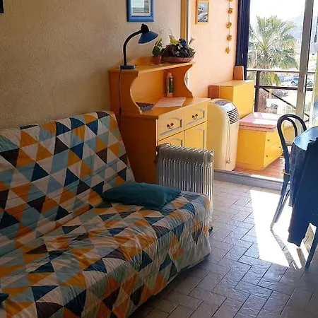 Daire Studio Double Cabine Vue Balcon Vue Piscine 10 Mn Pied De La Plage *