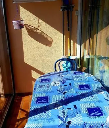 Daire Studio Double Cabine Vue Balcon Vue Piscine 10 Mn Pied De La Plage Le Grau-du-Roi